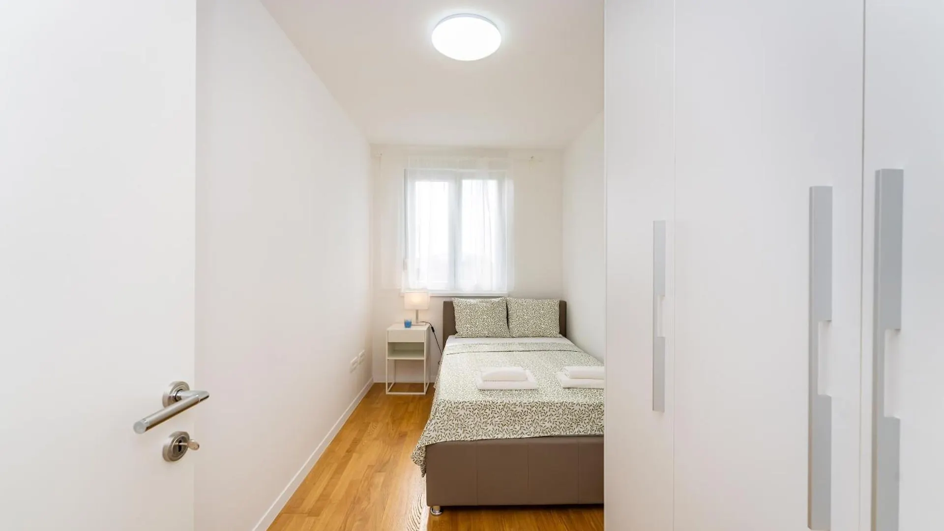 Dalmatian Breeze Apartment Brodarica