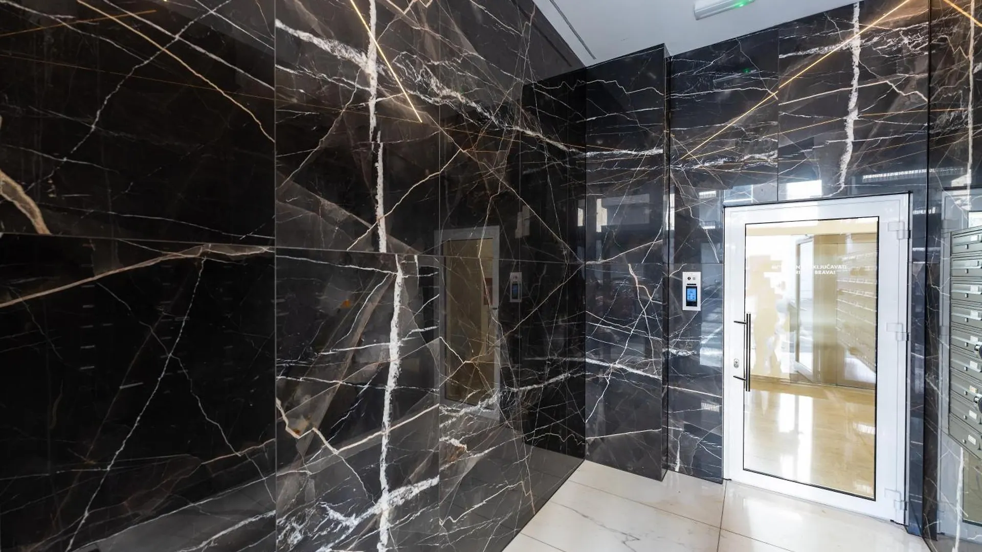 Dalmatian Breeze Apartment Brodarica