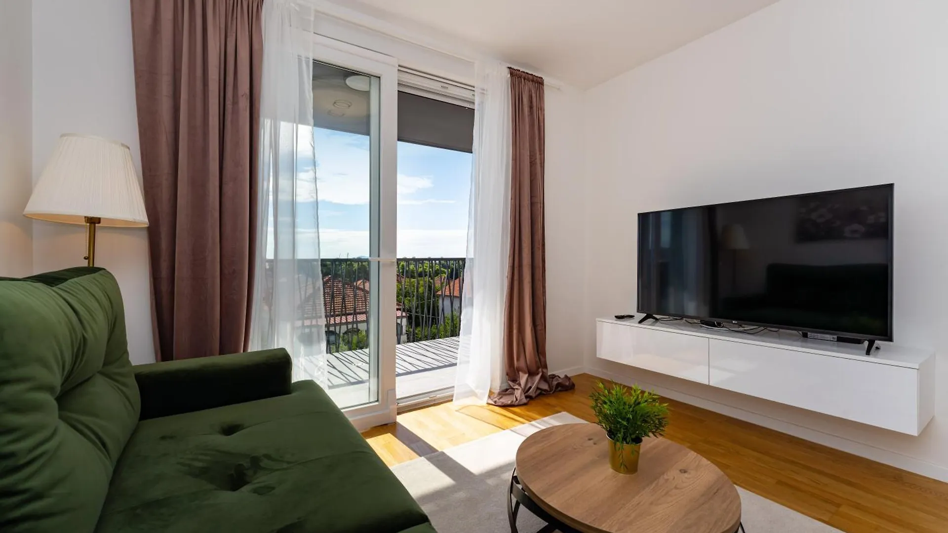 Dalmatian Breeze Apartment Brodarica