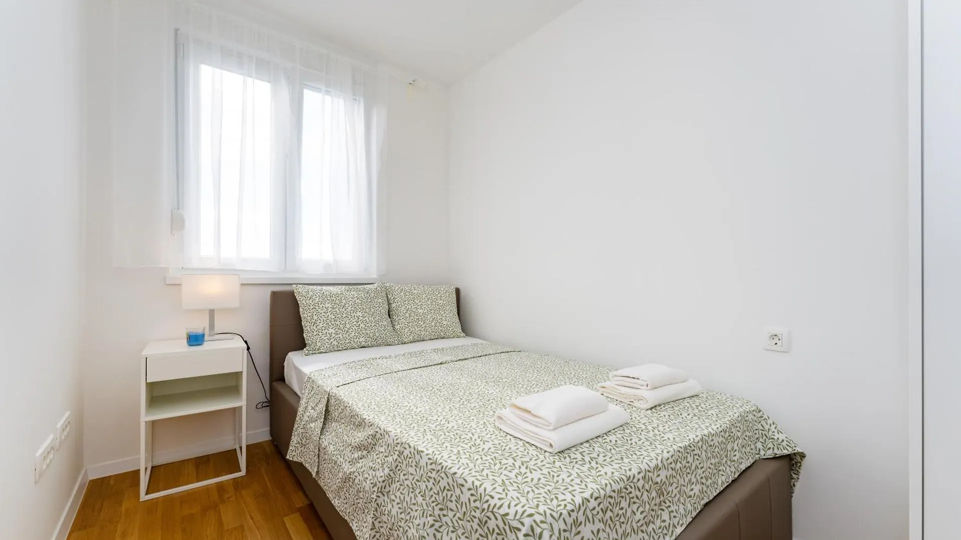 Dalmatian Breeze Apartment Brodarica