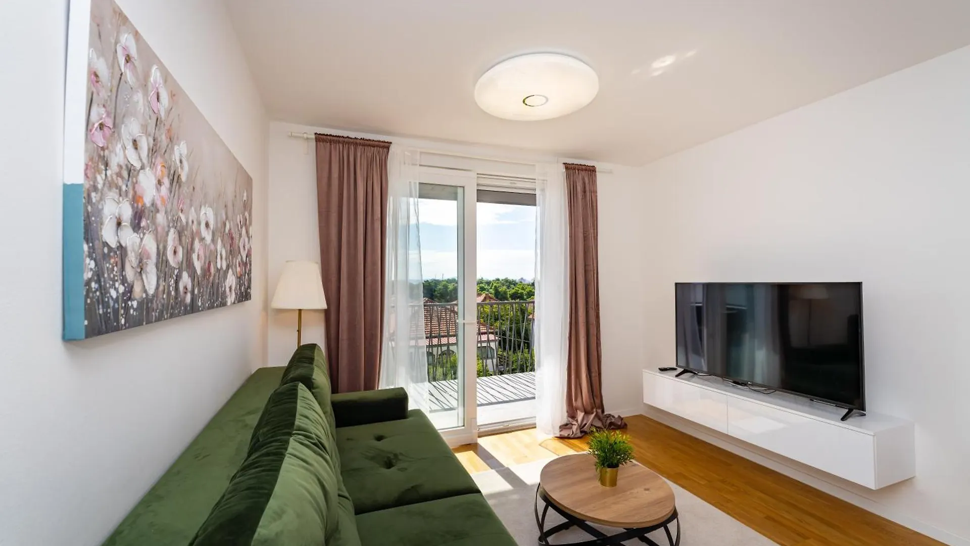 Dalmatian Breeze Apartment Brodarica